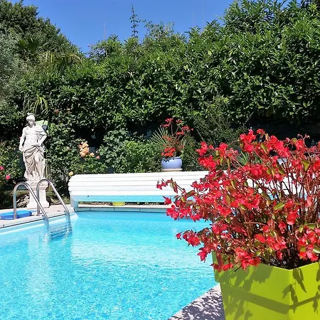 L'hermine Occitane Gratens