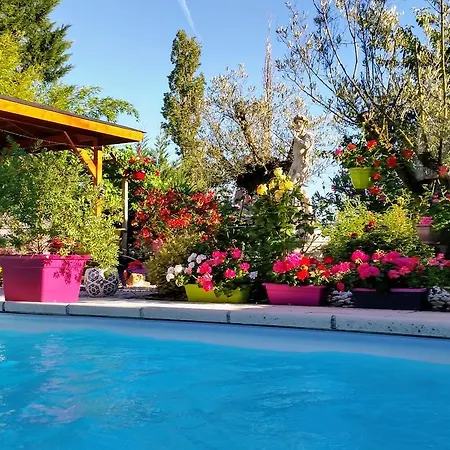 L'Hermine Occitane B&B Gæstehus Gratens